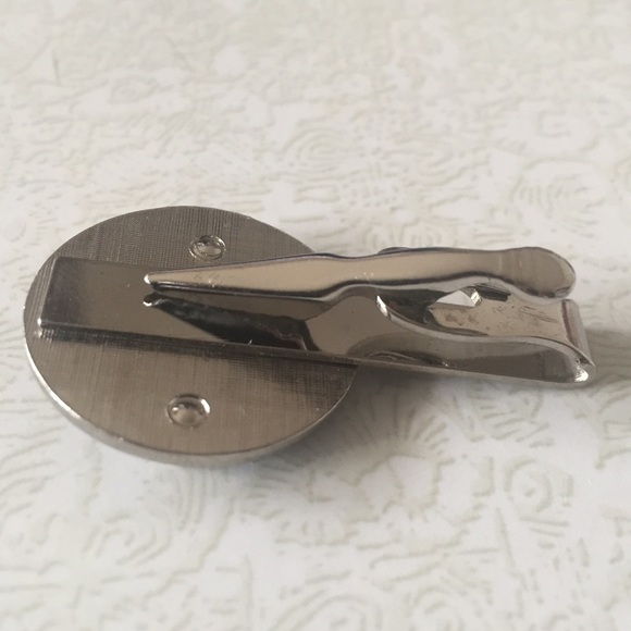 Tie Clip and Cuff Links Set Vintage Brushed Silver Tone - Picture 6 of 10